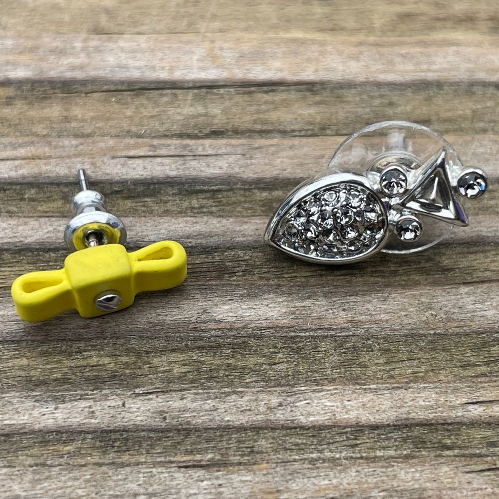Marc Jacobs Earrings mix tone mismatch set Bow and Pineapple post Women Earrings